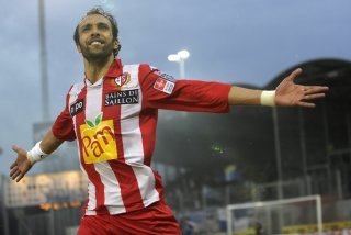 Tariq Chihab laisse éclater sa joie après le 3eme but lors de la rencontre de football de Super League entre le FC Sion et le FC Lucerne, le samedi 20 mars 2010